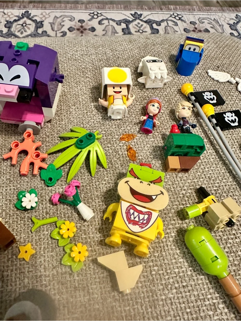 LEGO Super Mario Bulk Lot Bowser Jr Nabbit Reznor Pink Yoshi Builder Toad Mixed
